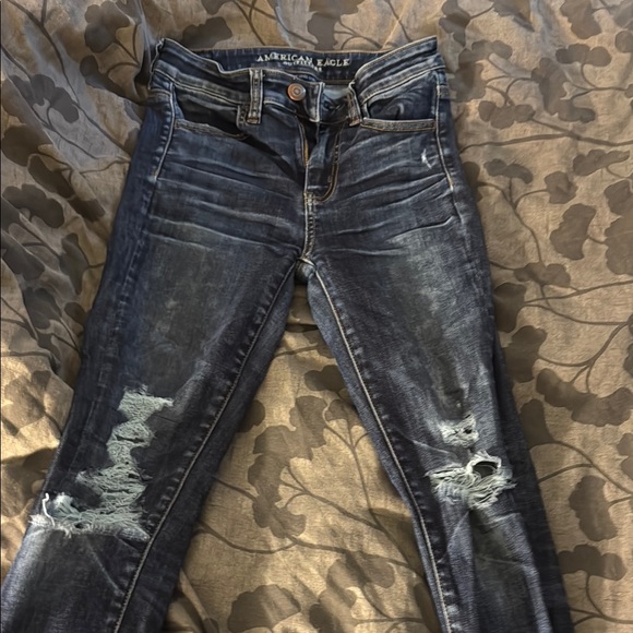 American Eagle Outfitters Blue Skinny Jeans with Distressed Detailing - Picture 1 of 8